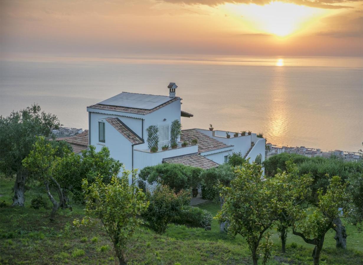 Capo dʼOrlando Villa Laura מראה חיצוני תמונה
